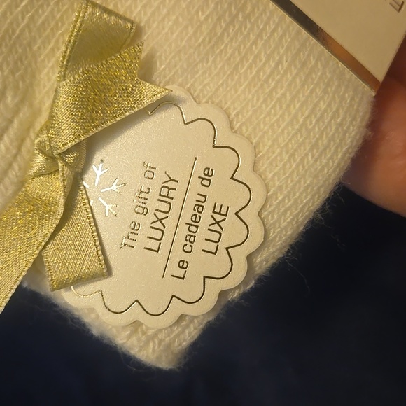 2 Prs. Cashmere Blend French Connection Textured Crew Socks Cream and Brown - Picture 3 of 7